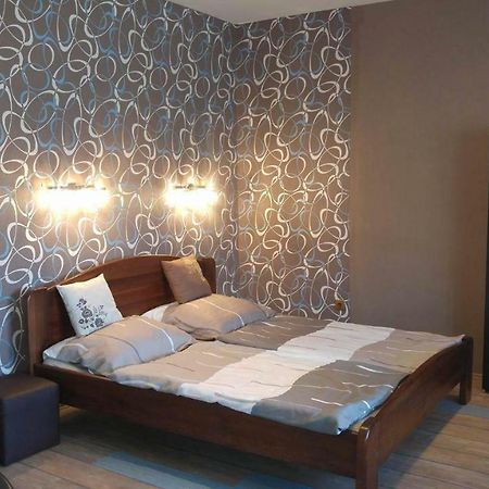 264 lépés Vendégház Sarvar Exterior foto