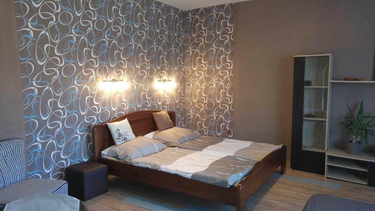 264 lépés Vendégház Sarvar Exterior foto
